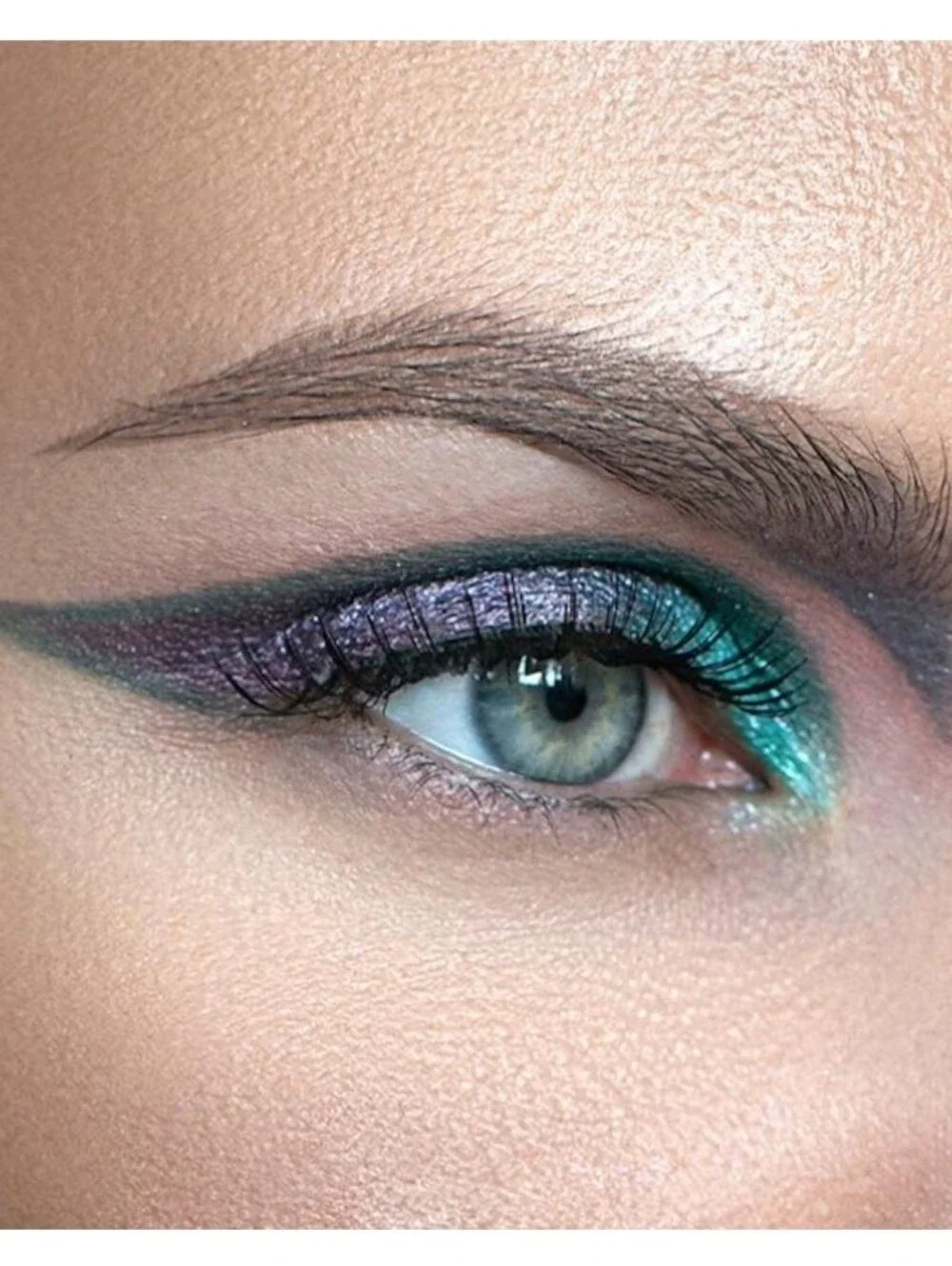 WINKY LUX Mermaid Kitten Eyeshadow Palette